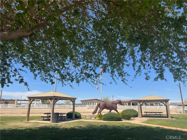 19030 Pimlico Road, Apple Valley, California 92308
