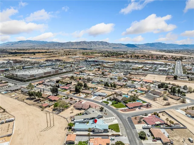 19030 Pimlico Road, Apple Valley, California 92308