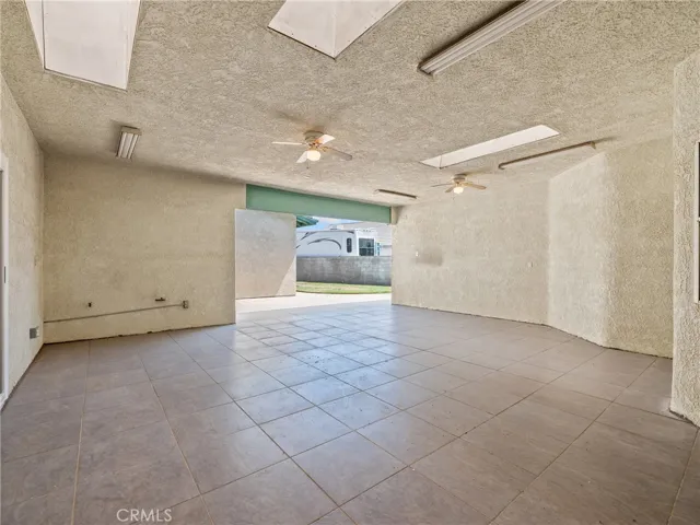 19030 Pimlico Road, Apple Valley, California 92308