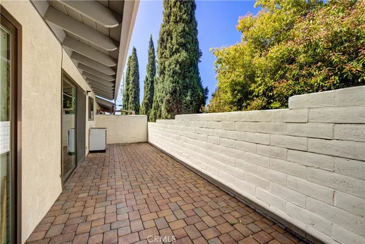 1360 Laurel Lane 2, San Luis Obispo, California 93401