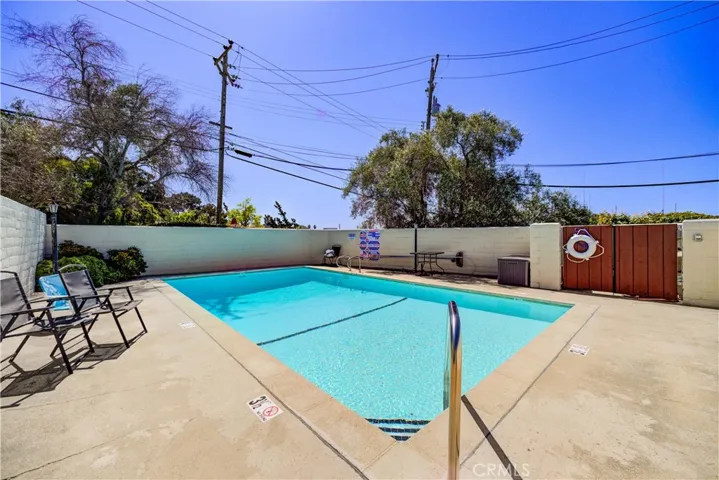 1360 Laurel Lane 2, San Luis Obispo, California 93401