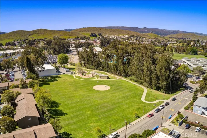 1360 Laurel Lane 2, San Luis Obispo, California 93401