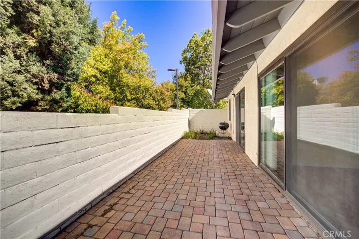 1360 Laurel Lane 2, San Luis Obispo, California 93401