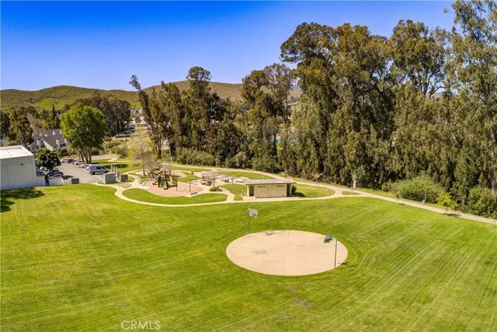 1360 Laurel Lane 2, San Luis Obispo, California 93401