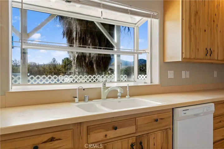 13373 Venus, Clearlake Oaks, California 95423
