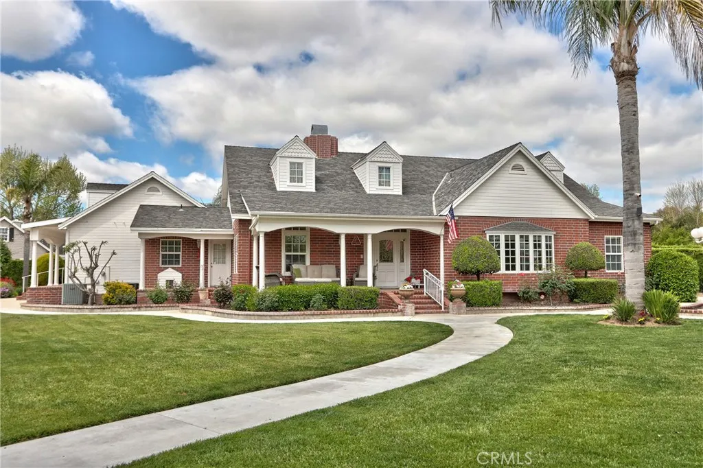 41548 Hutchison Court, Murrieta, California 92562 home-pic-6