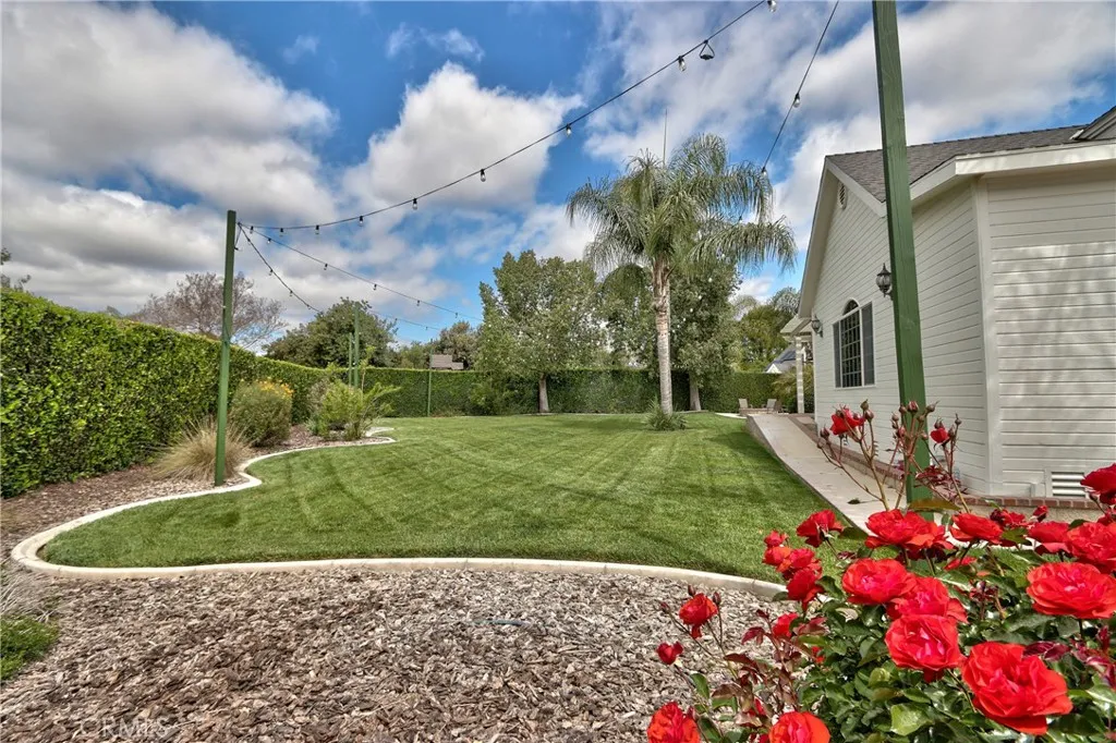 41548 Hutchison Court, Murrieta, California 92562 home-pic-11