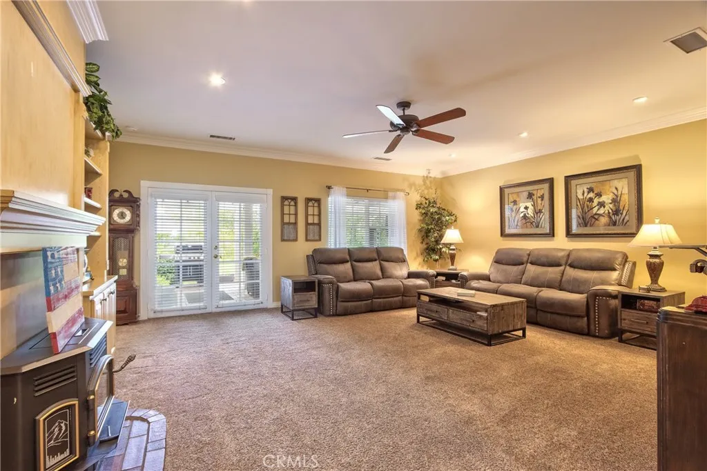 41548 Hutchison Court, Murrieta, California 92562 home-pic-24