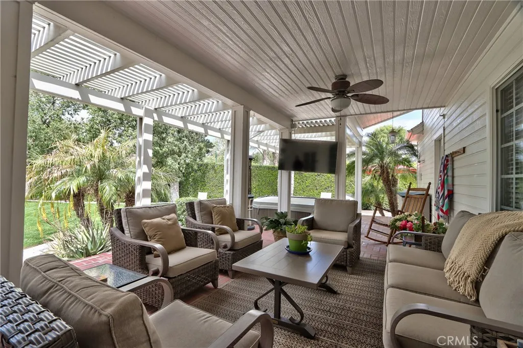 41548 Hutchison Court, Murrieta, California 92562 home-pic-16