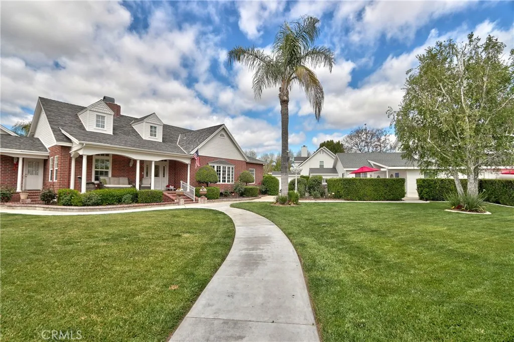 41548 Hutchison Court, Murrieta, California 92562 home-pic-1