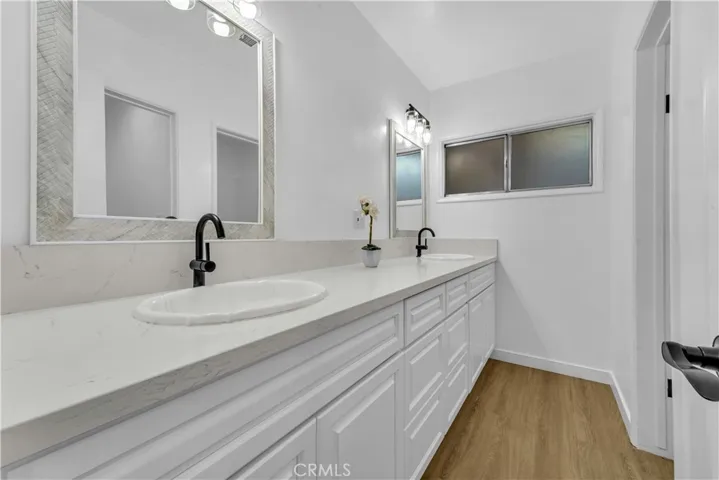 44546 E 3rd Street E, Lancaster, California 93535