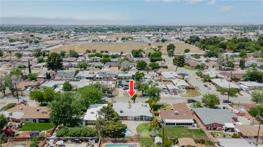 44546 E 3rd Street E, Lancaster, California 93535