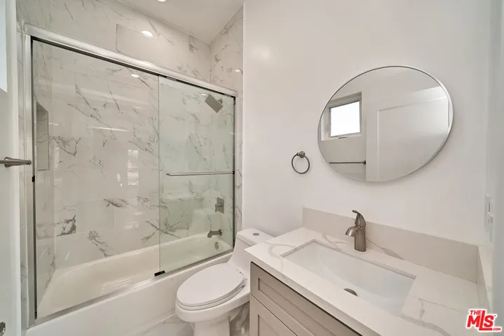 1108 Queen Anne Place 1108, Los Angeles, California 90019