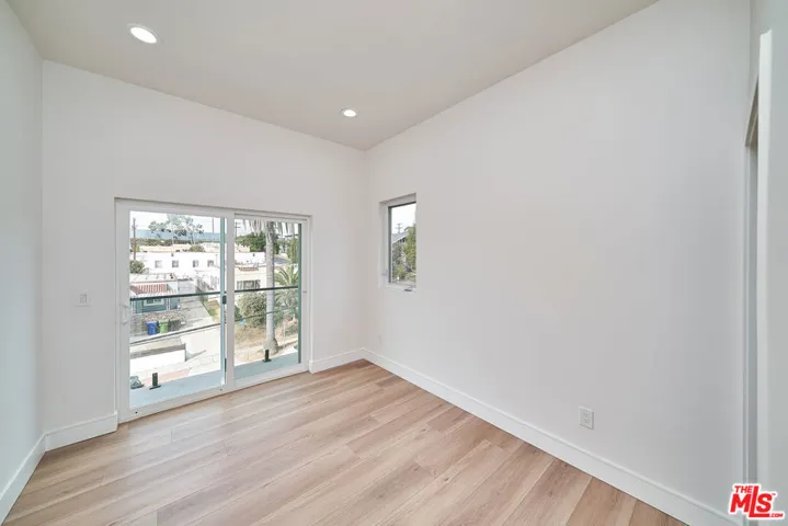 1108 Queen Anne Place 1108, Los Angeles, California 90019
