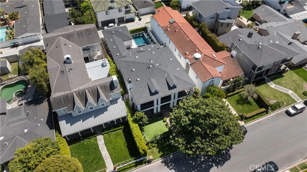 430 Aliso Avenue, Newport Beach, California 92663 home-pic-36