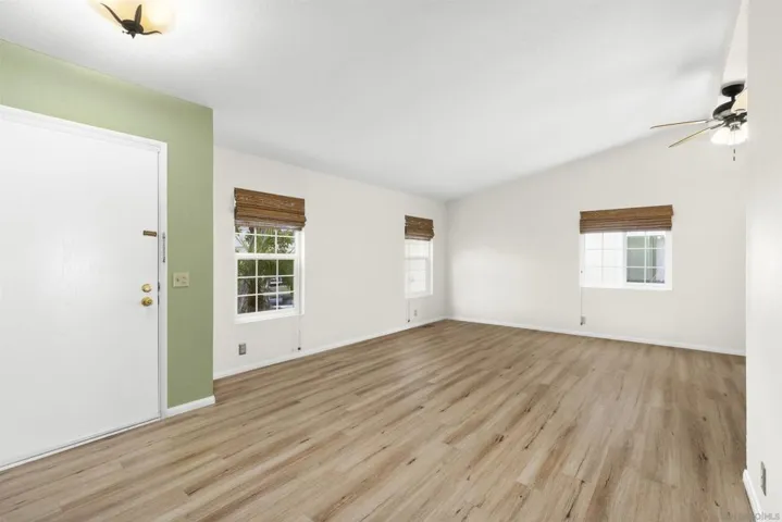 3469 Carnelian Ln, Oceanside, California 92056