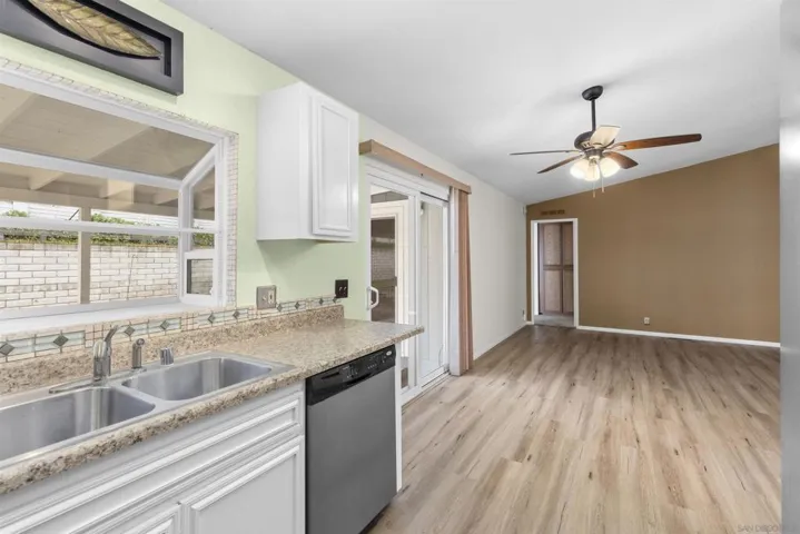 3469 Carnelian Ln, Oceanside, California 92056