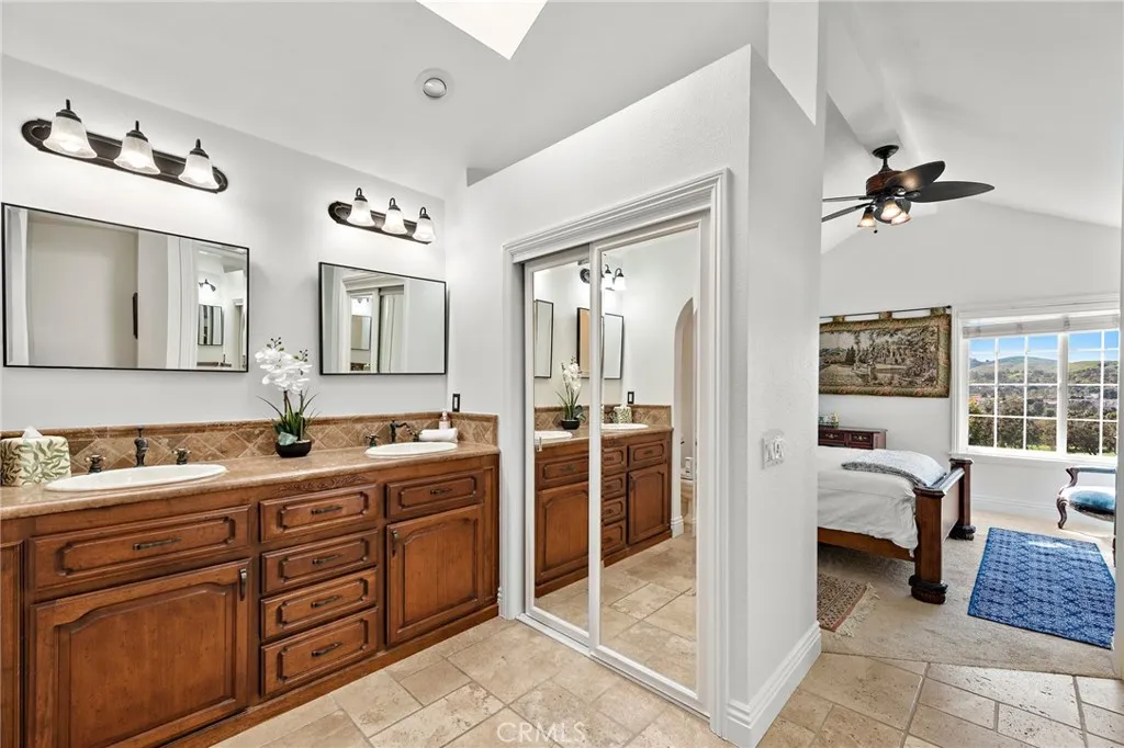 27507 Via Sequoia, San Juan Capistrano, California 92675 home-pic-37