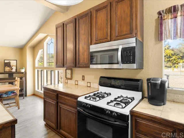 36875 Mesa Road, Temecula, California 92592