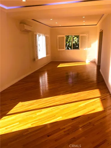 2204 Ronda Vista Drive, Los Feliz, California 90027