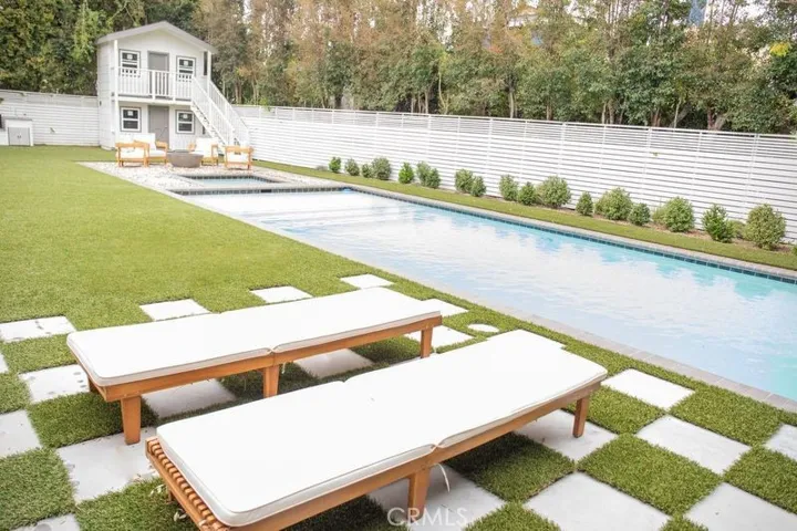 Outdoor Area