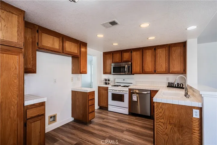 28742 N Port Lane, Menifee, California 92584