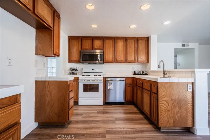 28742 N Port Lane, Menifee, California 92584