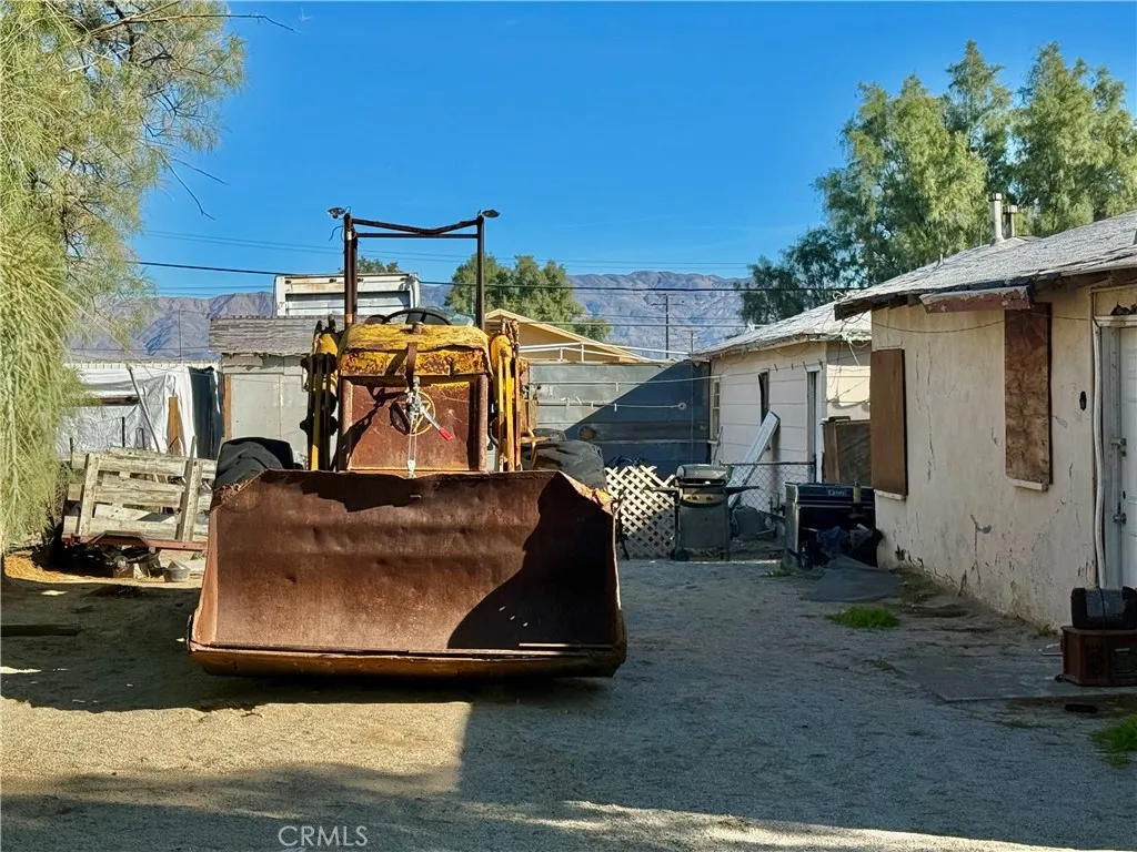 82449 1st Street, Trona, California 93562 home-pic-10