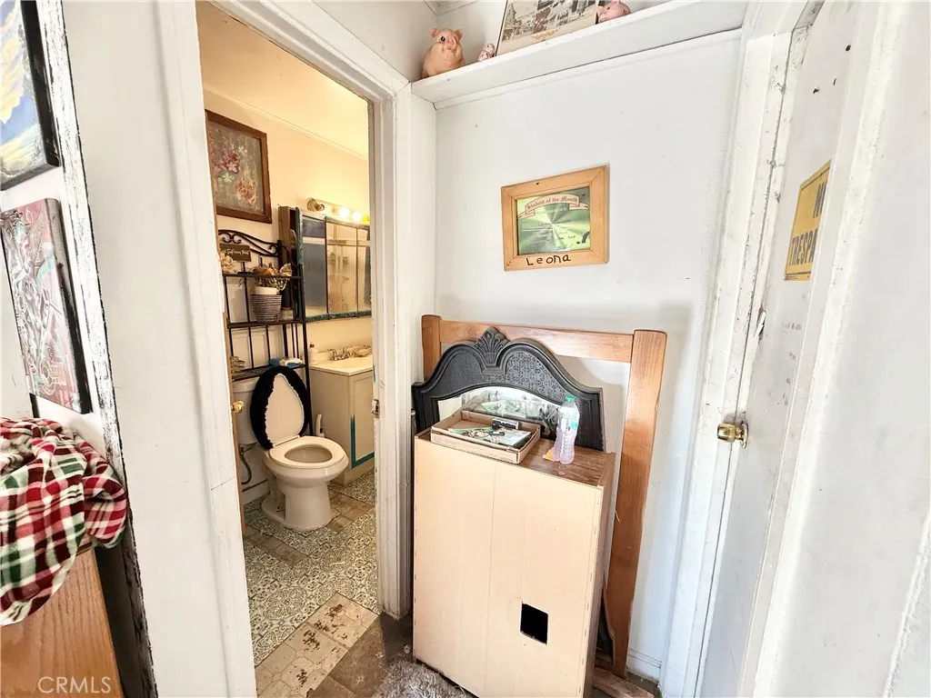 82449 1st Street, Trona, California 93562 home-pic-20