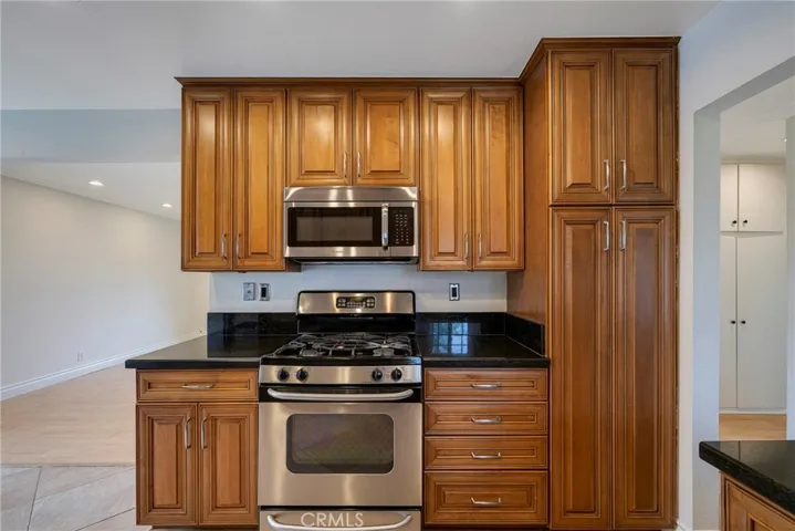 18342 Avolinda Drive, Yorba Linda, California 92886