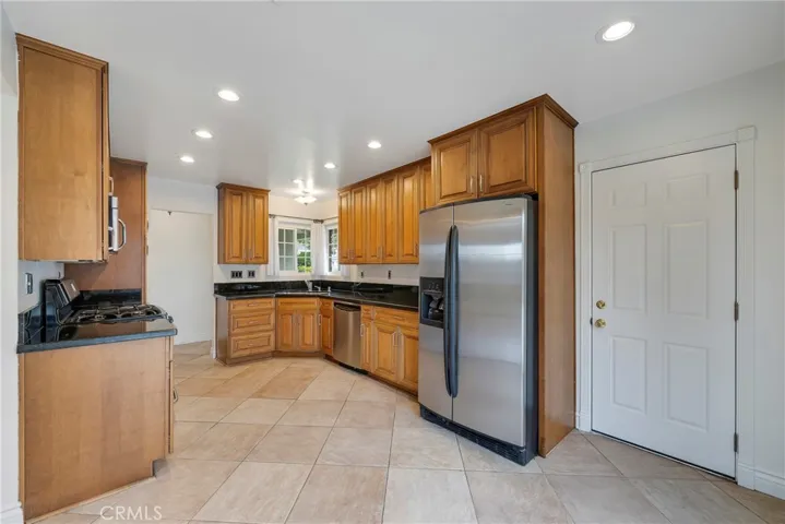 18342 Avolinda Drive, Yorba Linda, California 92886