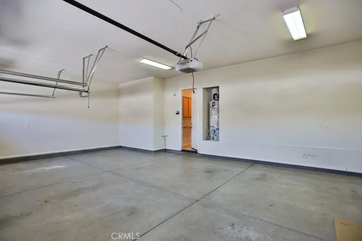 10280 Silverberry Street, Apple Valley, California 92308