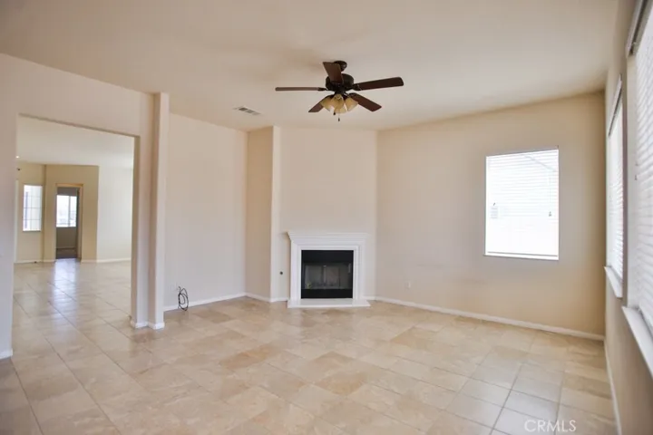 10280 Silverberry Street, Apple Valley, California 92308