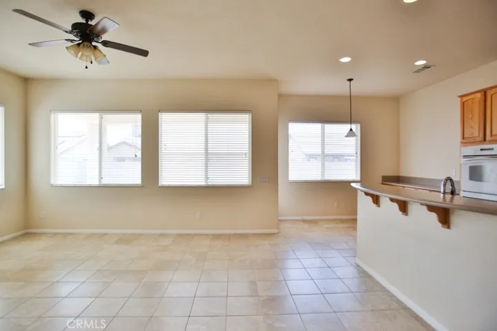 10280 Silverberry Street, Apple Valley, California 92308