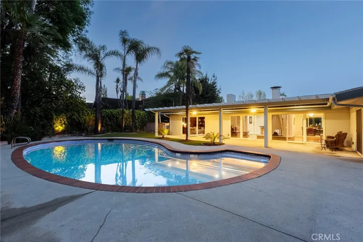 10231 Calvin Avenue, Northridge, California 91324