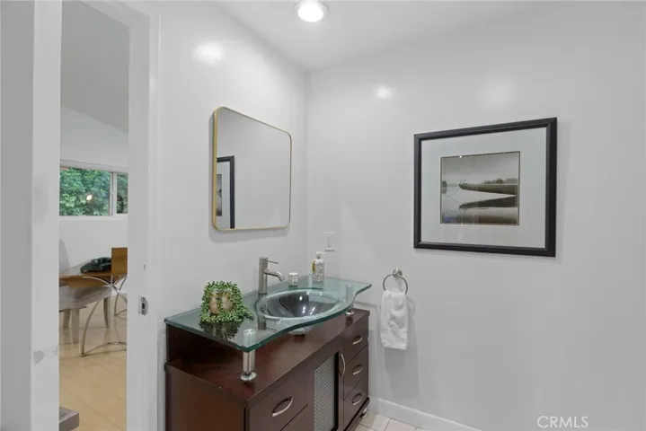 10231 Calvin Avenue, Northridge, California 91324