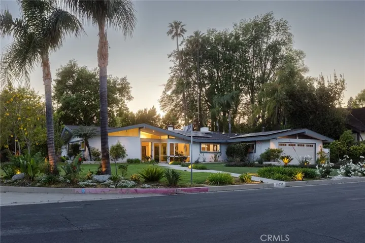 10231 Calvin Avenue, Northridge, California 91324