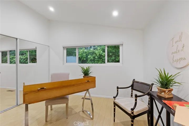 10231 Calvin Avenue, Northridge, California 91324