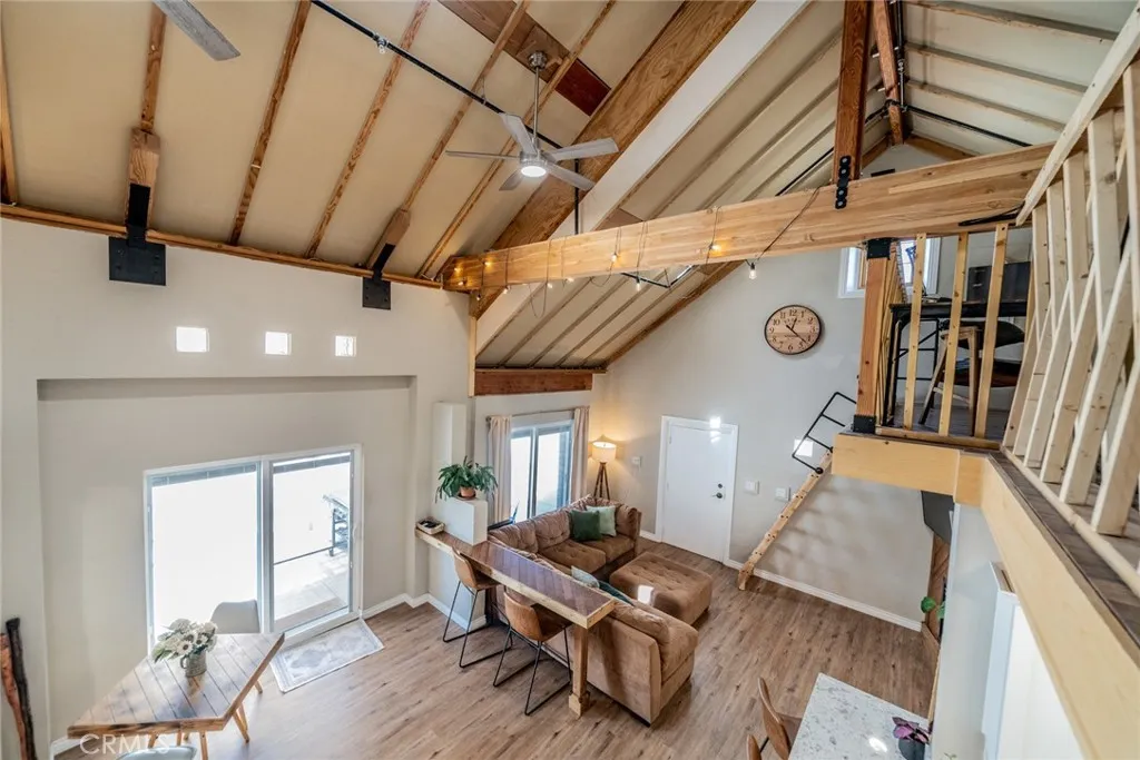 10022 Silver Rock Road, Pinon Hills, California 92372 home-pic-33