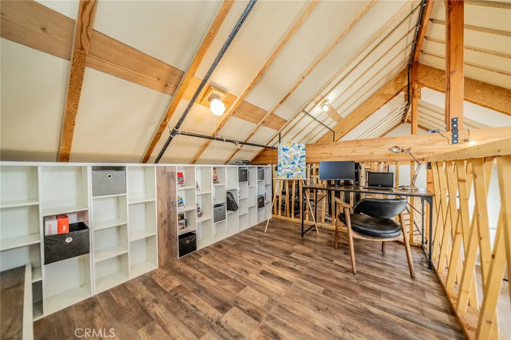 10022 Silver Rock Road, Pinon Hills, California 92372 home-pic-29