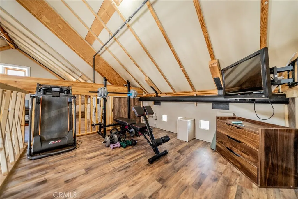 10022 Silver Rock Road, Pinon Hills, California 92372 home-pic-31