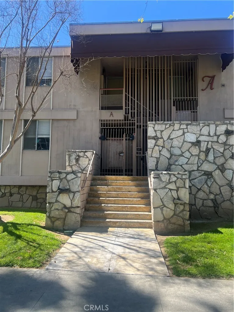 6979 204a Palm Court 204a, Riverside, California 92506 home-pic-0