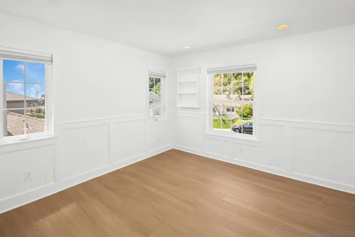 5291 Vickie Dr, San Diego, California 92109