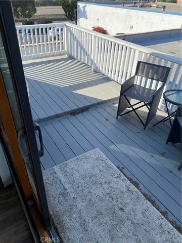 Unit A Upstairs deck