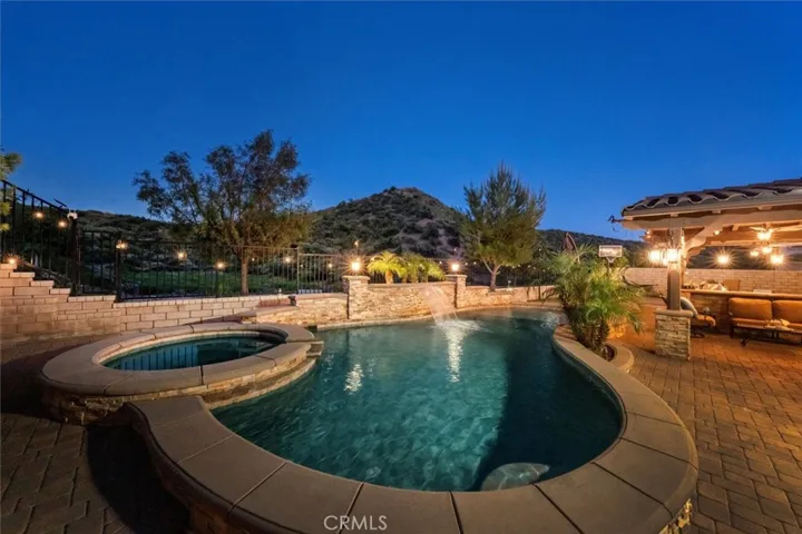 28360 Steel Lane, Valencia, California 91354