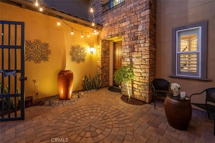 28360 Steel Lane, Valencia, California 91354