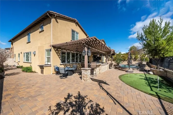 28360 Steel Lane, Valencia, California 91354