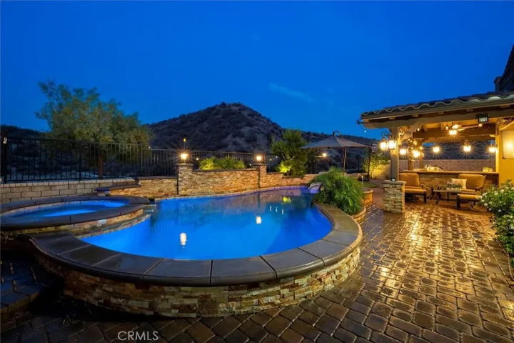 28360 Steel Lane, Valencia, California 91354