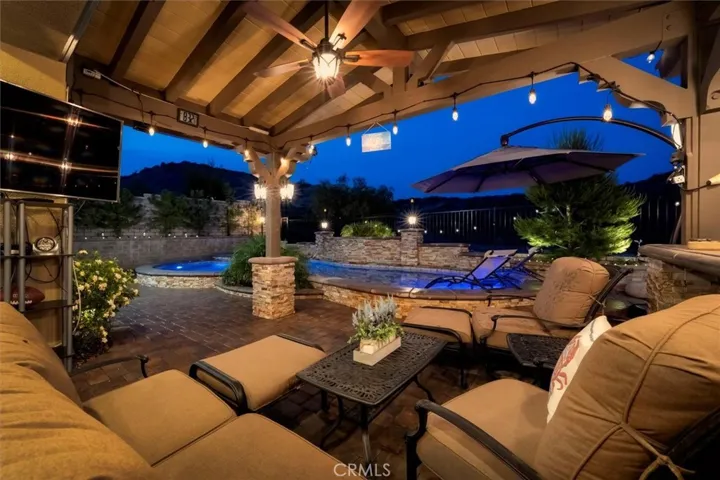 28360 Steel Lane, Valencia, California 91354