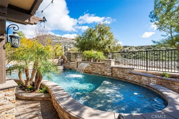 28360 Steel Lane, Valencia, California 91354